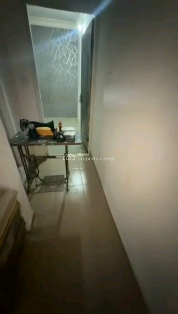 a Very Decent, Standard and Nice Neatly Used, Spacious Miniflat, Fola Agoro, Yaba, Lagos, Mini Flat (room and Parlour) for Rent