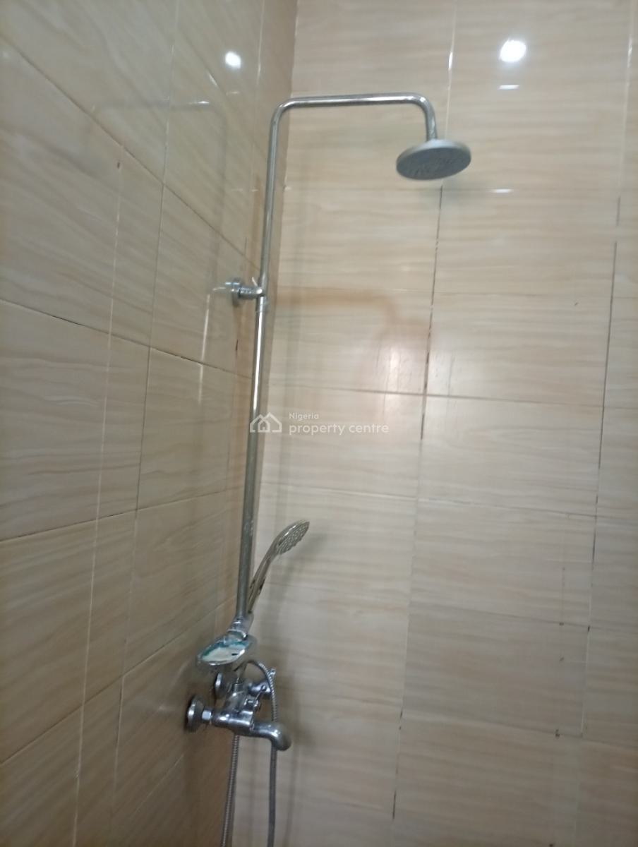 Spacious and Sharp 2 Semi Detached Bedroom Bungalow, Guzape District, Abuja, Semi-detached Bungalow for Rent