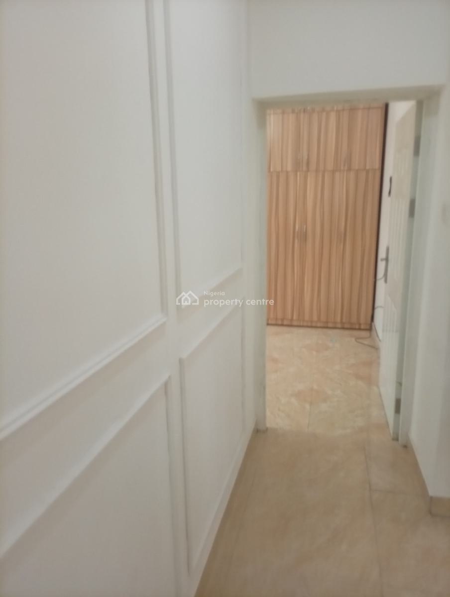 Spacious and Sharp 2 Semi Detached Bedroom Bungalow, Guzape District, Abuja, Semi-detached Bungalow for Rent