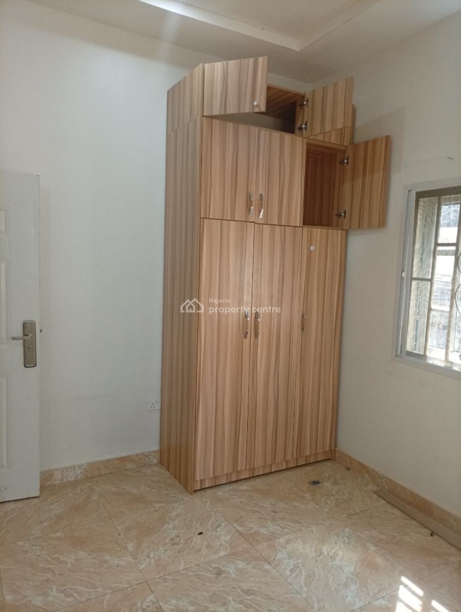 Spacious and Sharp 2 Semi Detached Bedroom Bungalow, Guzape District, Abuja, Semi-detached Bungalow for Rent