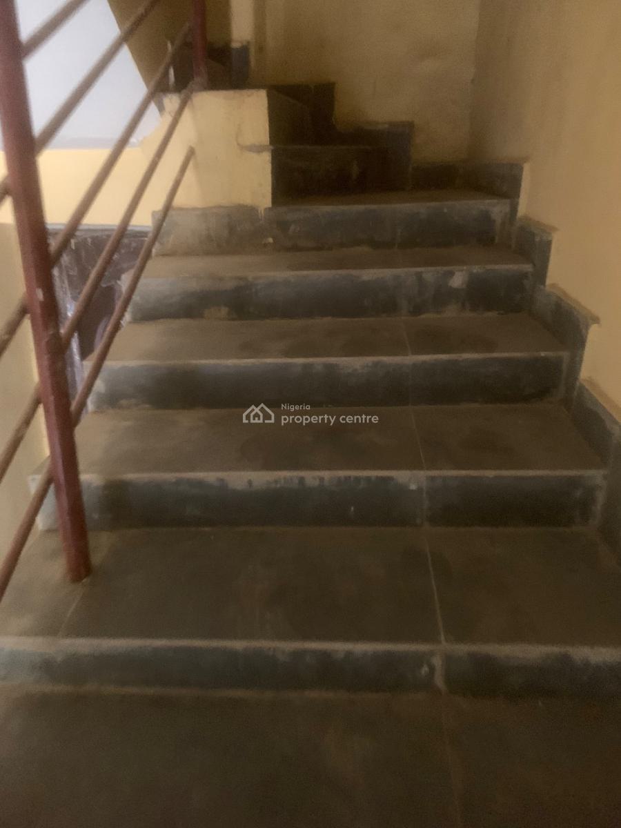 3 Bedroom Apartment, By Paradise Court, Idu Industrial, Abuja, Flat / Apartment for Sale