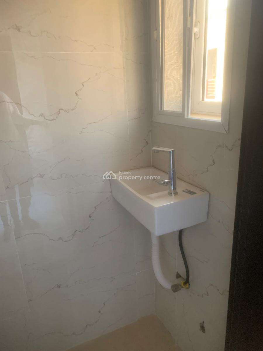 3 Bedroom Apartment, By Paradise Court, Idu Industrial, Abuja, Flat / Apartment for Sale