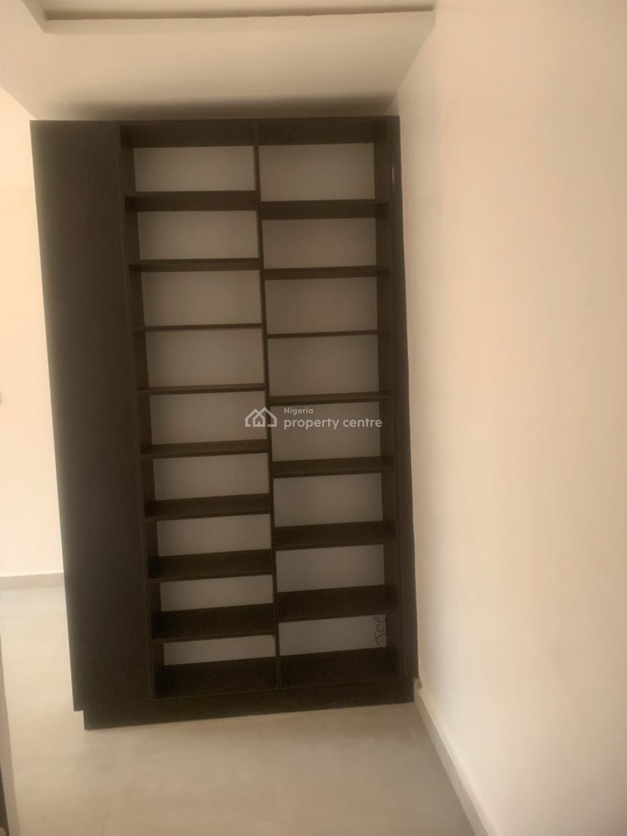 3 Bedroom Apartment, By Paradise Court, Idu Industrial, Abuja, Flat / Apartment for Sale