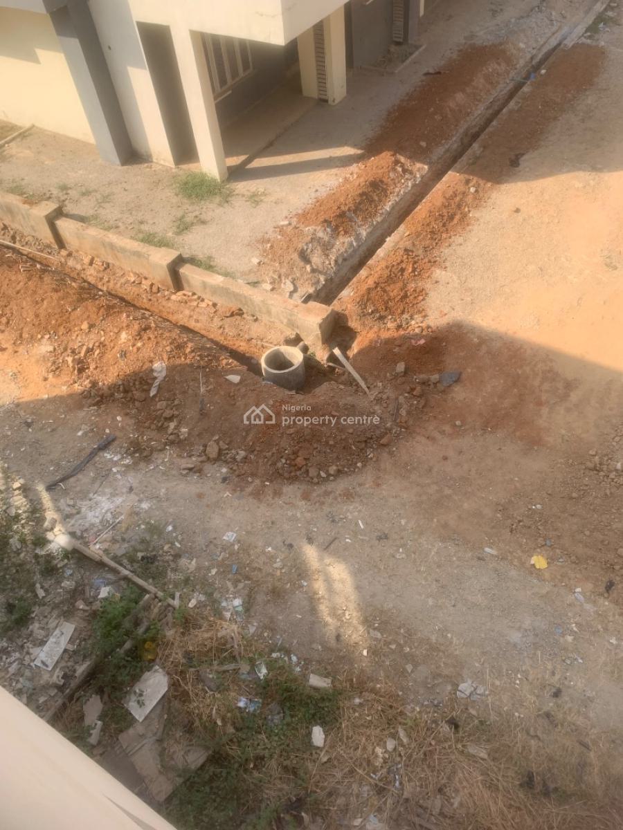 3 Bedroom Apartment, By Paradise Court, Idu Industrial, Abuja, Flat / Apartment for Sale