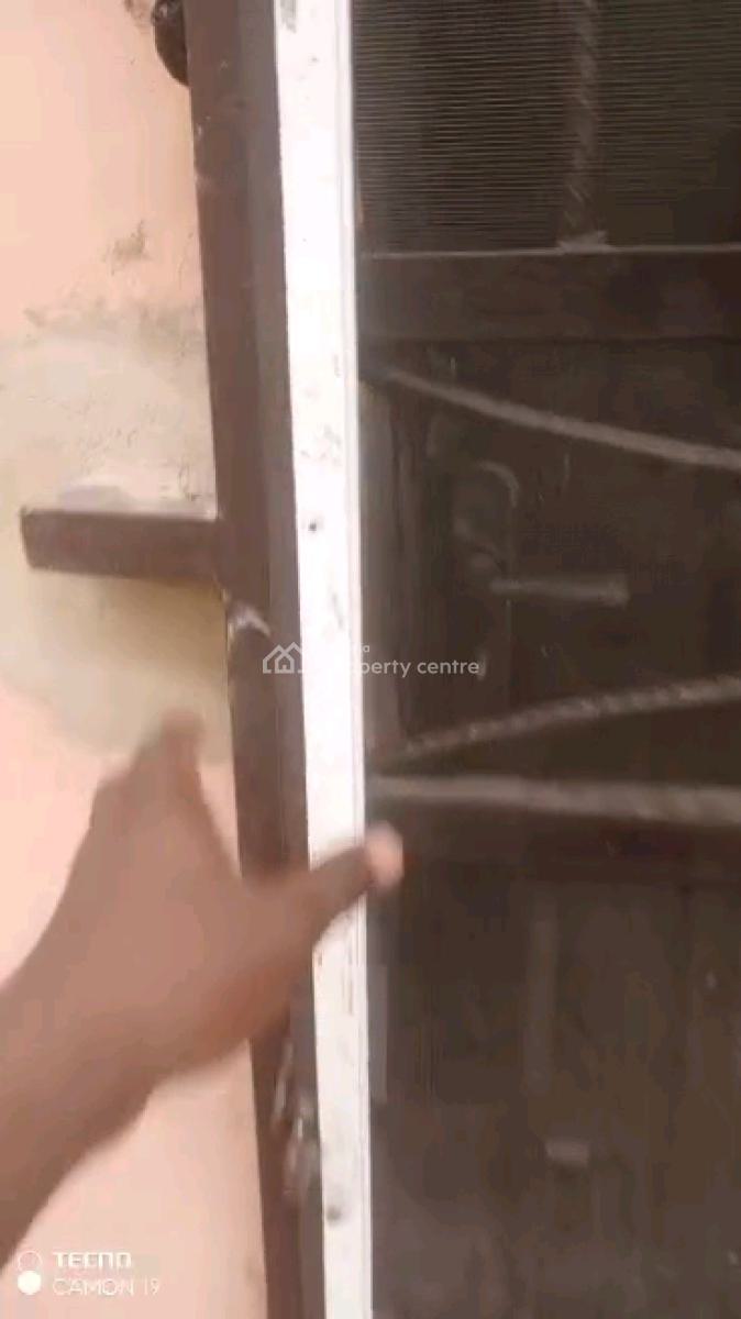 Spacious Room Self Contained, Off Shobande Street, Akoka, Yaba, Lagos, Self Contain (single Rooms) for Rent