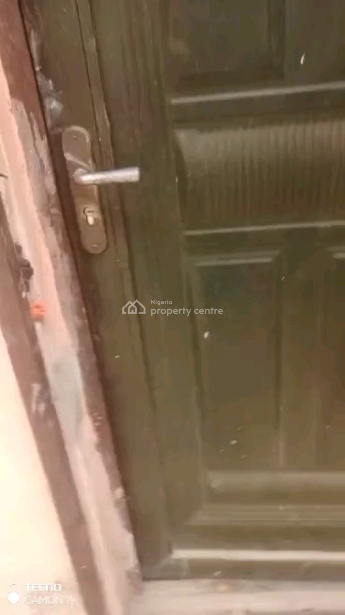 Spacious Room Self Contained, Off Shobande Street, Akoka, Yaba, Lagos, Self Contain (single Rooms) for Rent