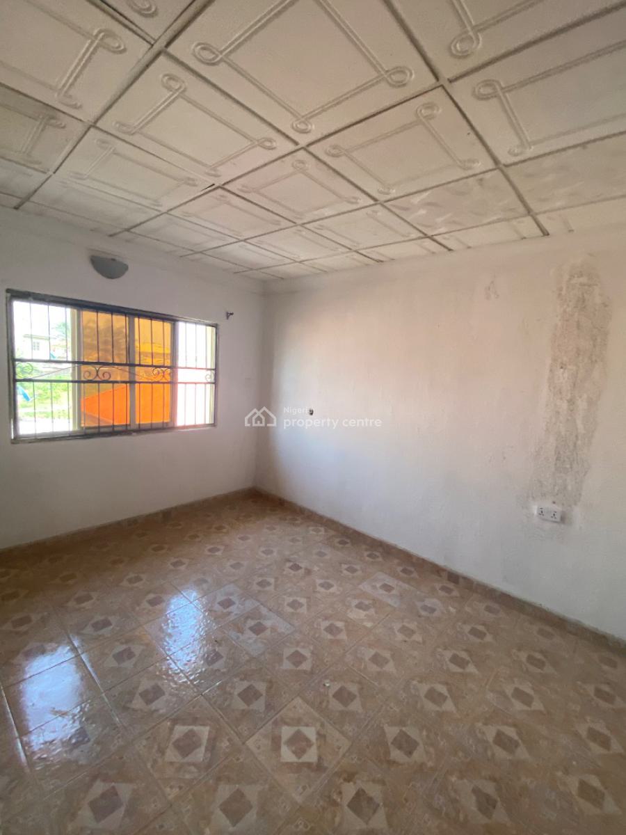 Well Maintained 2 Bedroom Flat, Ologunfe, Awoyaya, Ibeju Lekki, Lagos, Flat / Apartment for Rent