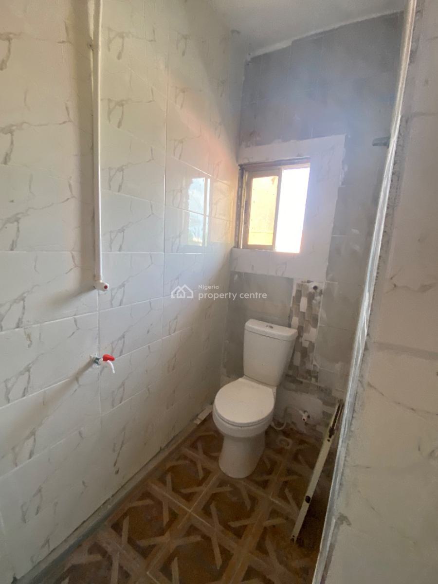 Well Maintained 2 Bedroom Flat, Ologunfe, Awoyaya, Ibeju Lekki, Lagos, Flat / Apartment for Rent