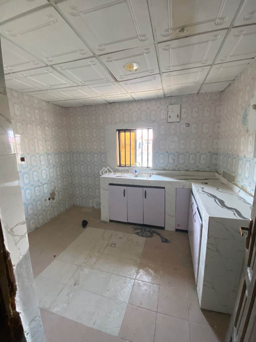 Well Maintained 2 Bedroom Flat, Ologunfe, Awoyaya, Ibeju Lekki, Lagos, Flat / Apartment for Rent