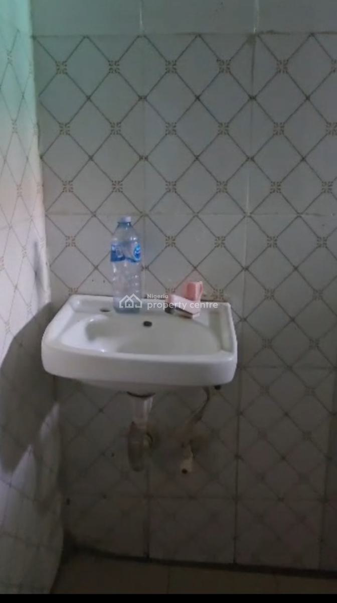 Clean Mini Flat in a Decent Compound Close to The Bustop, Adekunle,just After The Blueroof Company, Mile 12, Kosofe, Lagos, Mini Flat (room and Parlour) for Rent