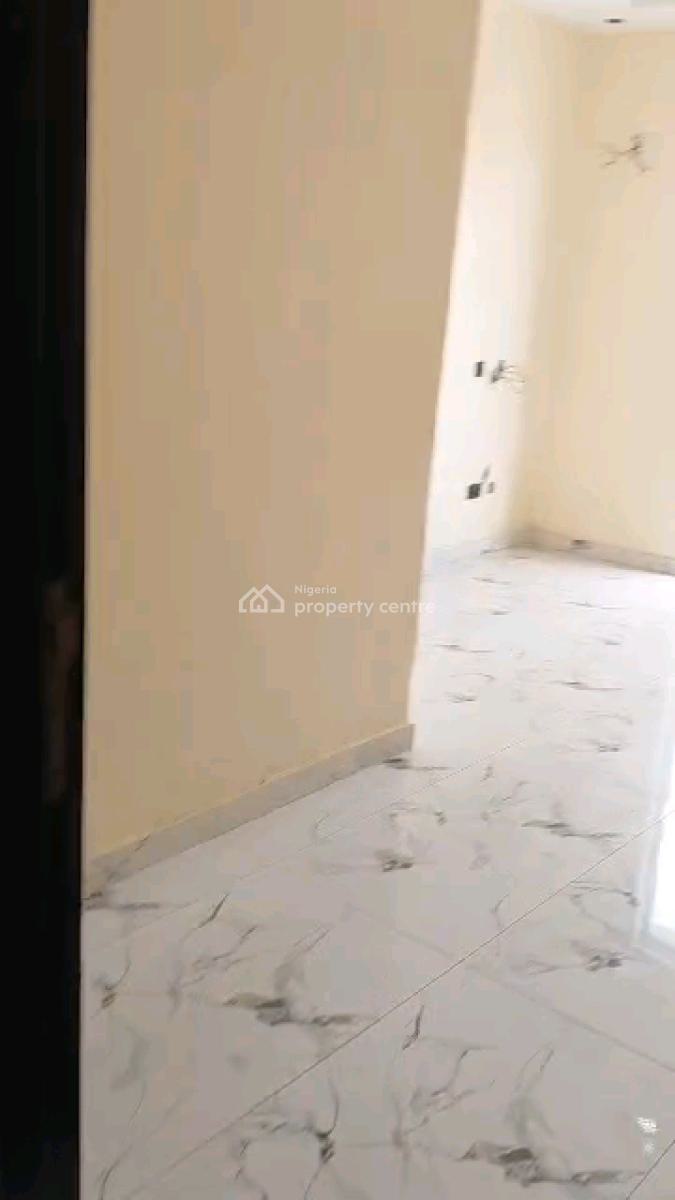 Executive Newly Built 2 Units 2 Bededroom Up Flats, Ilupeju, Lagos, Flat / Apartment for Rent