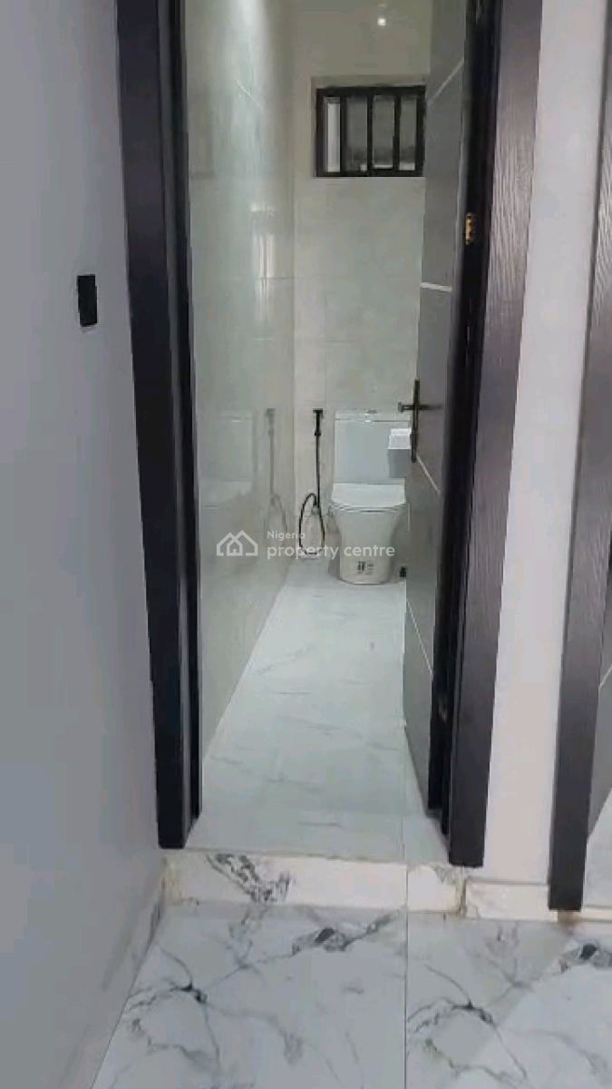 Executive Newly Built 2 Units 2 Bededroom Up Flats, Ilupeju, Lagos, Flat / Apartment for Rent