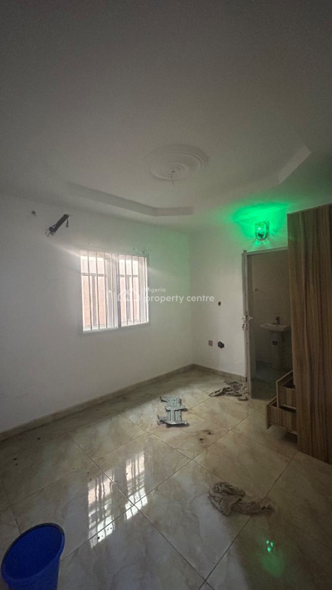2 Bedroom Bungalow ( Not Far From The Gate), Lekki Scheme 2, Ajah, Lagos, Detached Bungalow for Rent