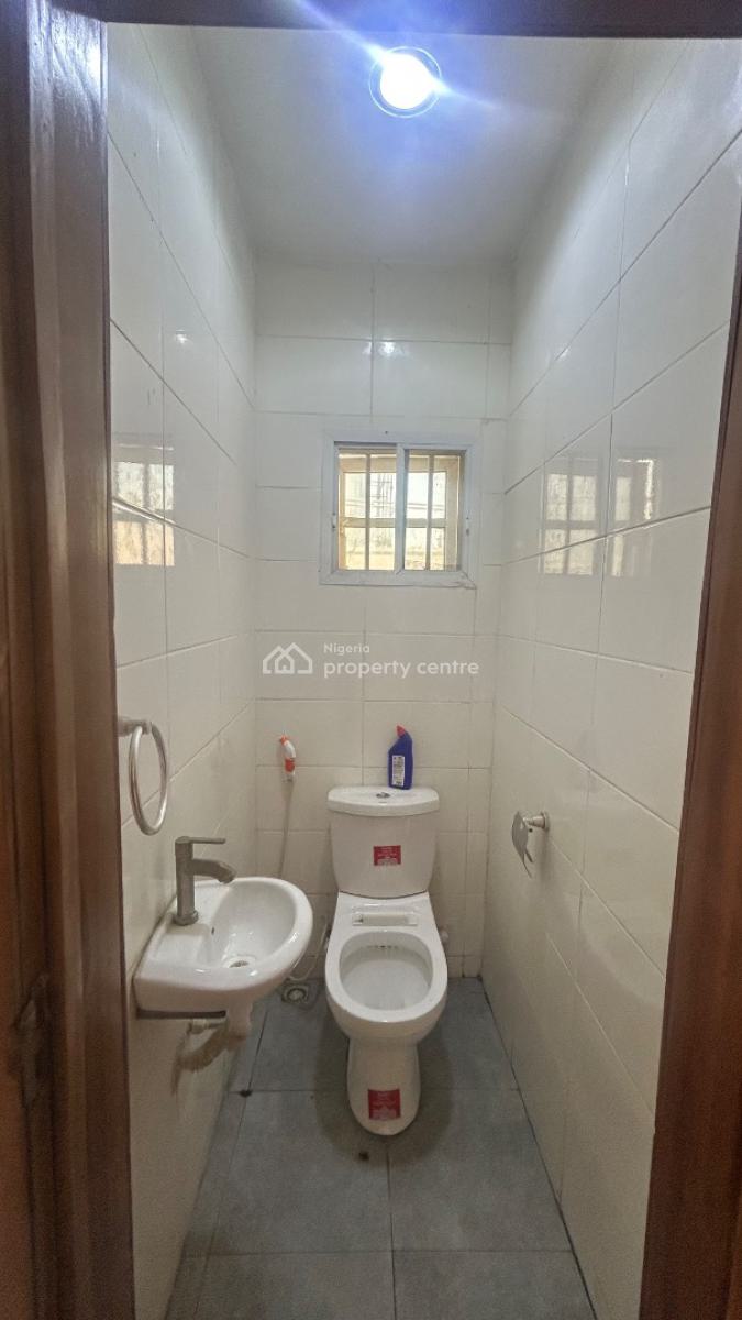 2 Bedroom Bungalow ( Not Far From The Gate), Lekki Scheme 2, Ajah, Lagos, Detached Bungalow for Rent