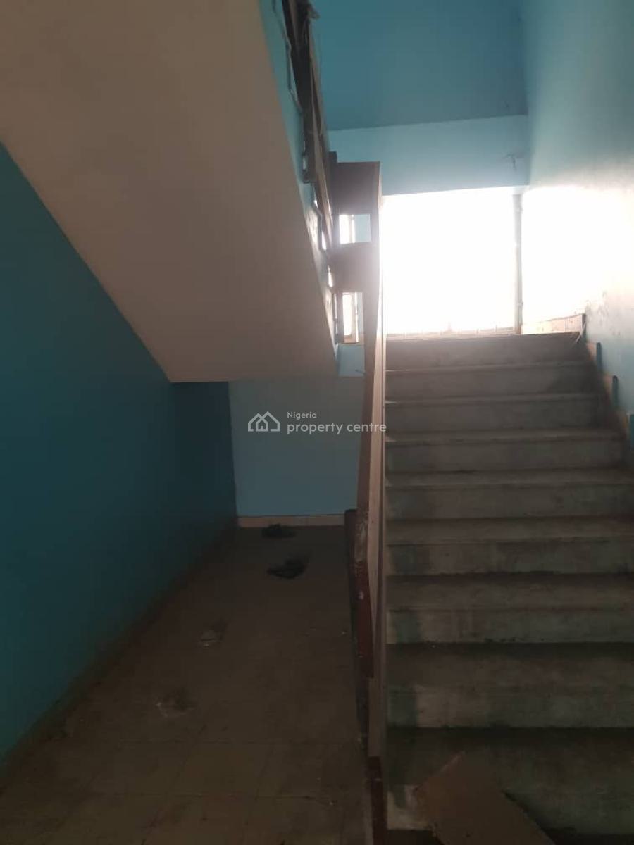 Service 3 Bedroom Apartment, Dideolu Estate, Oniru, Victoria Island (vi), Lagos, Flat / Apartment for Rent