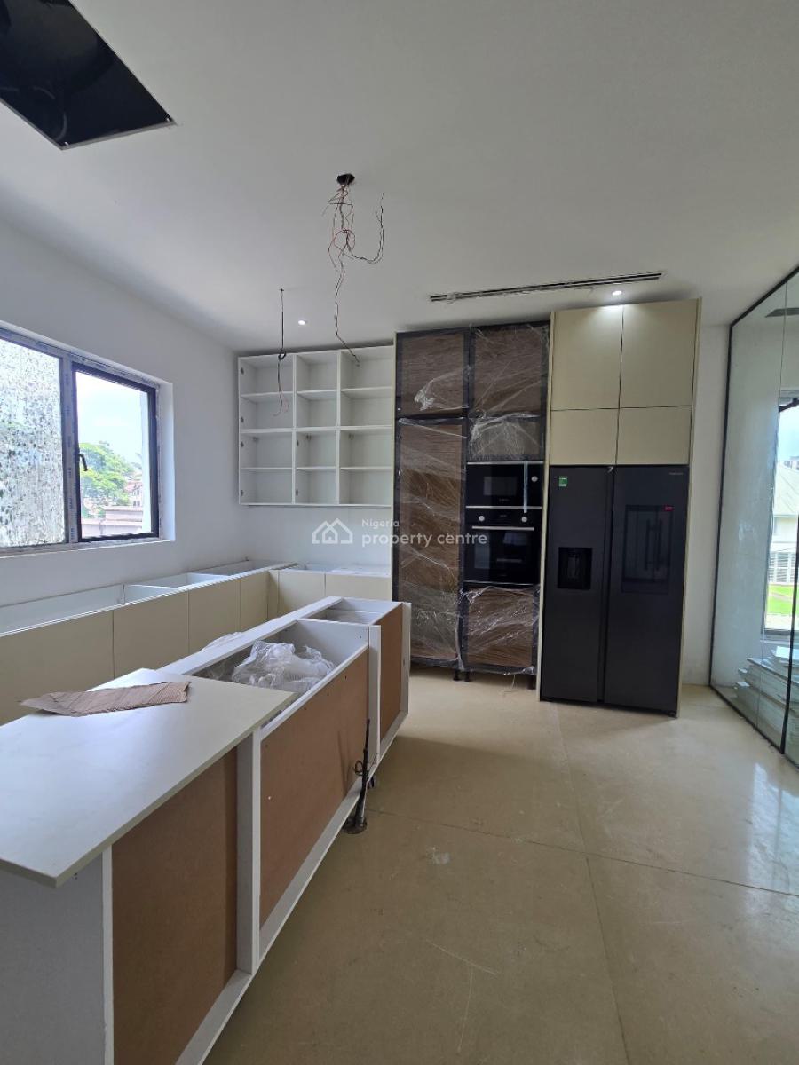 Aesthetically Pleasing 4 Bedroom Terrace Duplex with a Bq, Ikoyi, Lagos, House for Sale