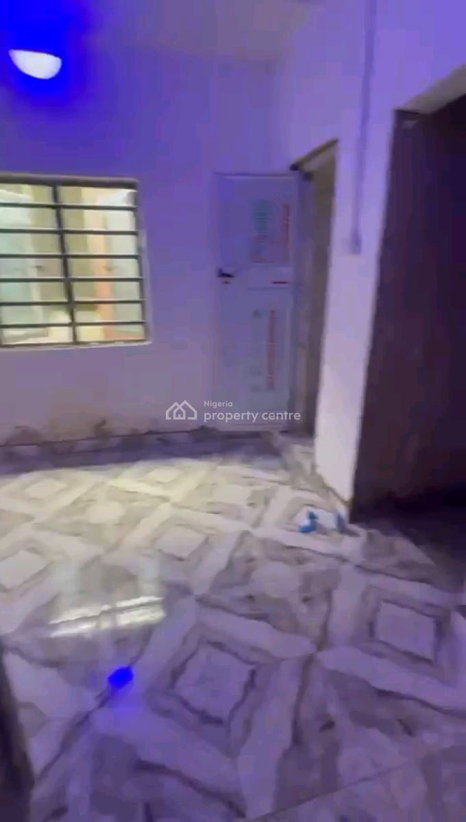 a Newly Renovated and Decent Miniflat, Groundfloor, Off Market Street, Shomolu, Lagos, Mini Flat (room and Parlour) for Rent