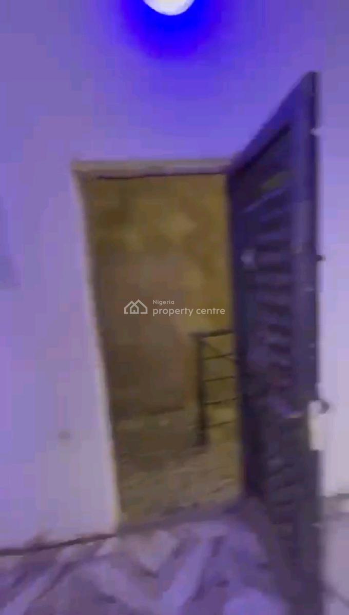 a Newly Renovated and Decent Miniflat, Groundfloor, Off Market Street, Shomolu, Lagos, Mini Flat (room and Parlour) for Rent