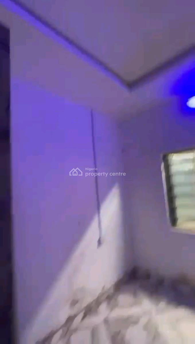 a Newly Renovated and Decent Miniflat, Groundfloor, Off Market Street, Shomolu, Lagos, Mini Flat (room and Parlour) for Rent