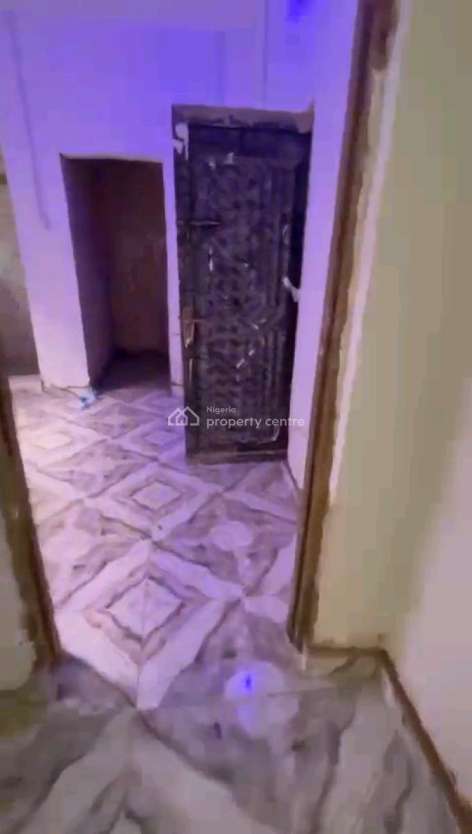 a Newly Renovated and Decent Miniflat, Groundfloor, Off Market Street, Shomolu, Lagos, Mini Flat (room and Parlour) for Rent