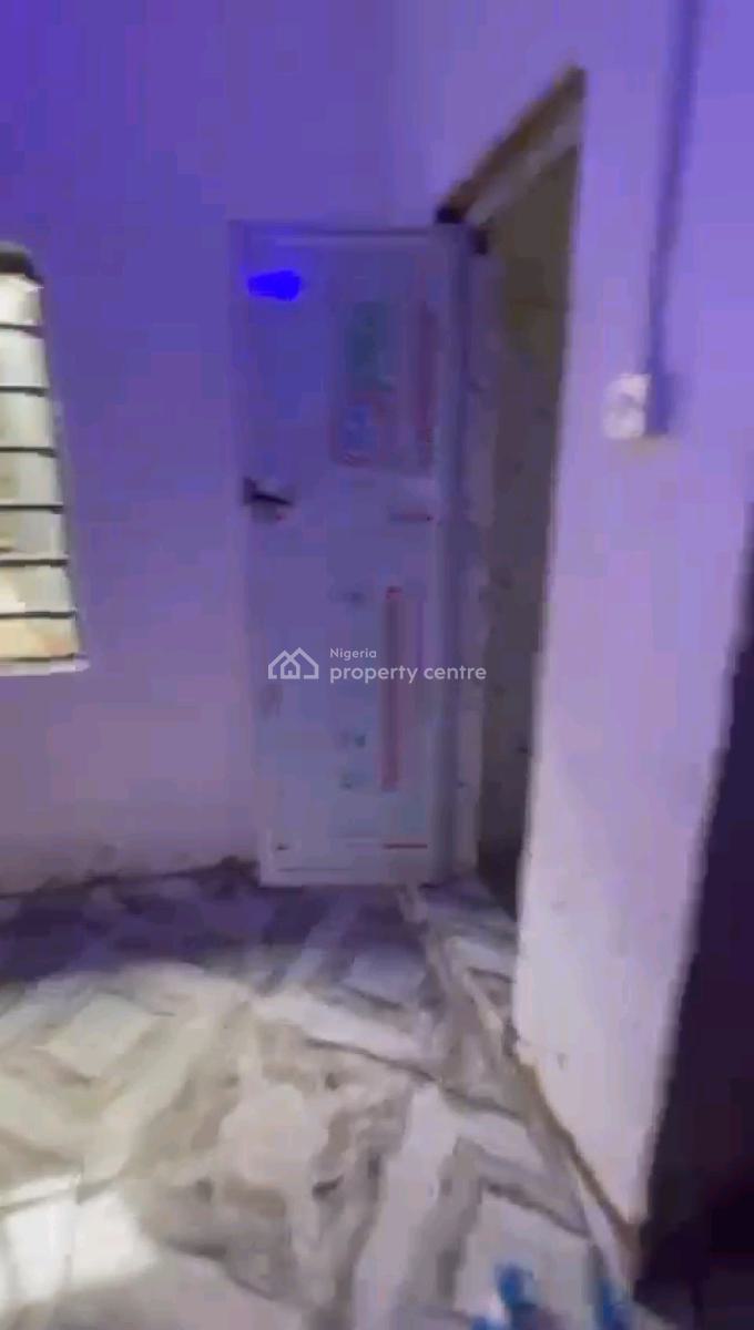 a Newly Renovated and Decent Miniflat, Groundfloor, Off Market Street, Shomolu, Lagos, Mini Flat (room and Parlour) for Rent