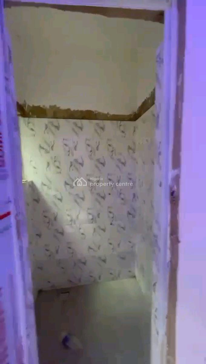 a Newly Renovated and Decent Miniflat, Groundfloor, Off Market Street, Shomolu, Lagos, Mini Flat (room and Parlour) for Rent