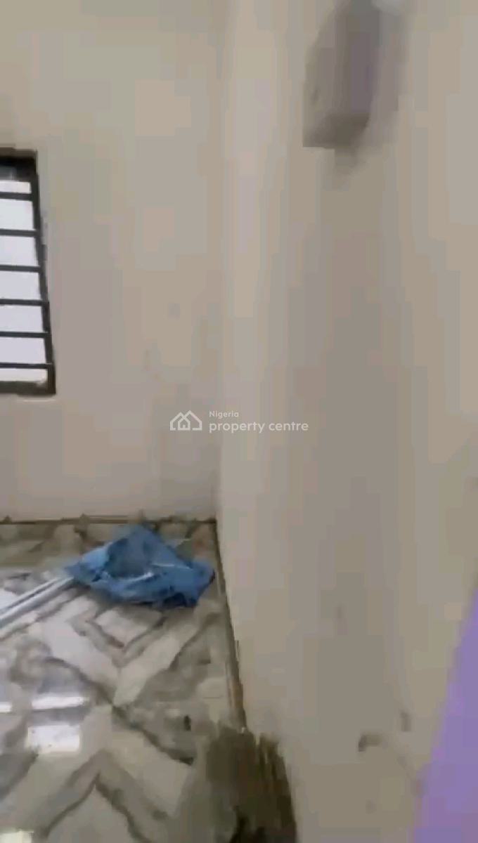 a Newly Renovated and Decent Miniflat, Groundfloor, Off Market Street, Shomolu, Lagos, Mini Flat (room and Parlour) for Rent