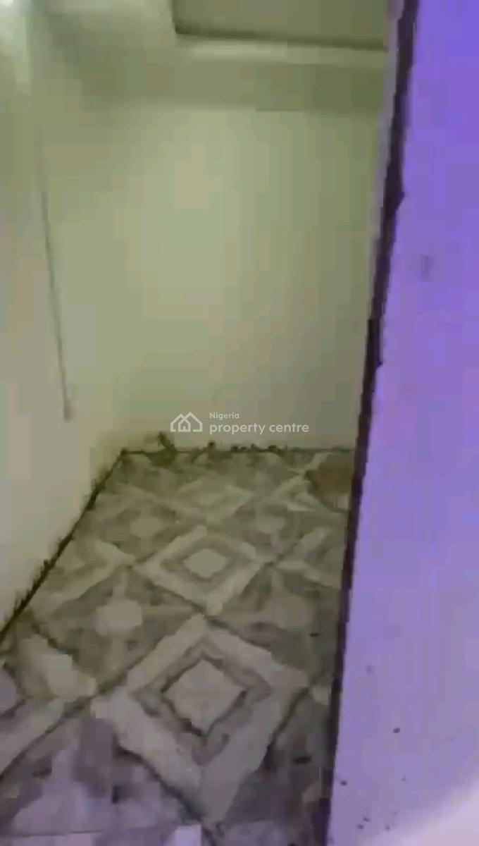 a Newly Renovated and Decent Miniflat, Groundfloor, Off Market Street, Shomolu, Lagos, Mini Flat (room and Parlour) for Rent