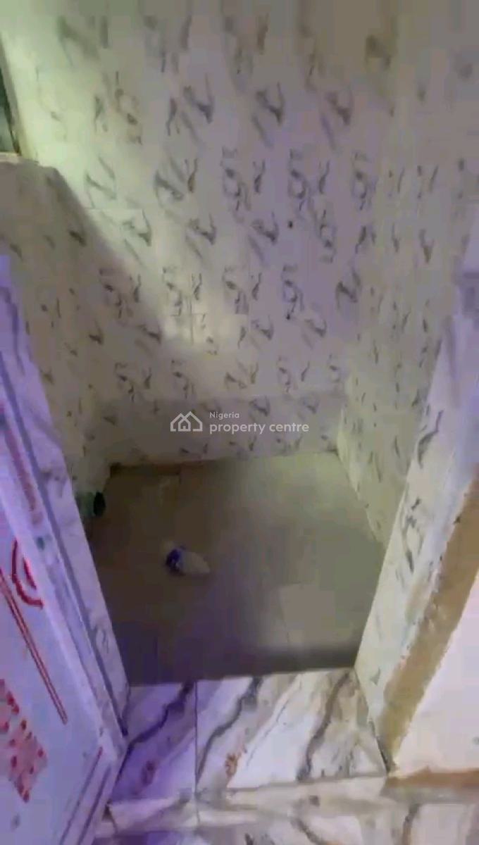 a Newly Renovated and Decent Miniflat, Groundfloor, Off Market Street, Shomolu, Lagos, Mini Flat (room and Parlour) for Rent