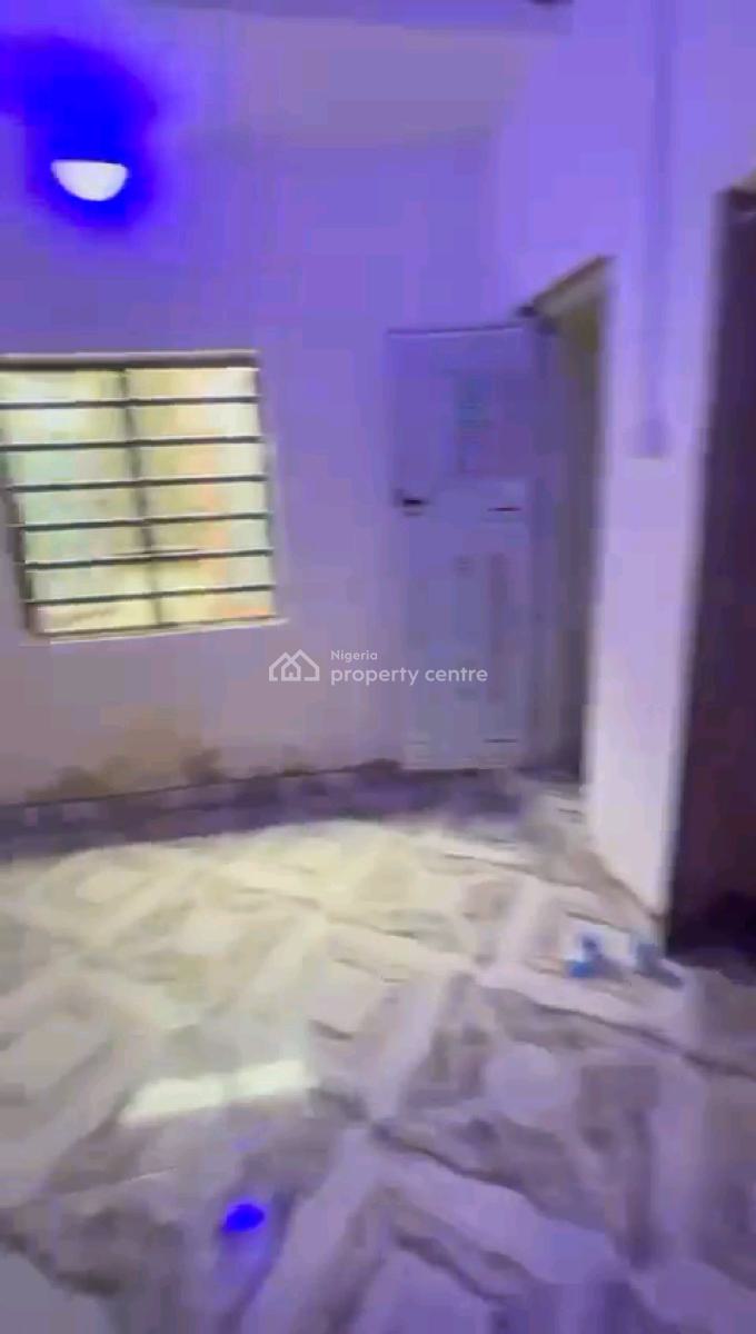 a Newly Renovated and Decent Miniflat, Groundfloor, Off Market Street, Shomolu, Lagos, Mini Flat (room and Parlour) for Rent