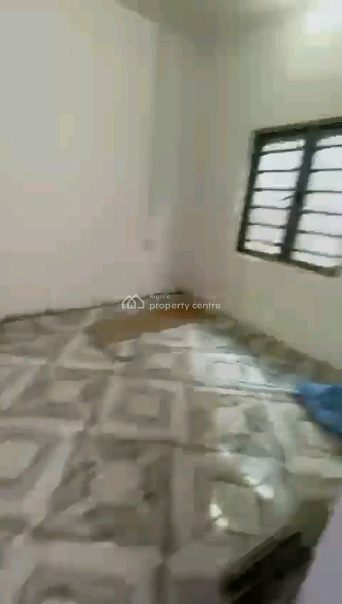 a Newly Renovated and Decent Miniflat, Groundfloor, Off Market Street, Shomolu, Lagos, Mini Flat (room and Parlour) for Rent