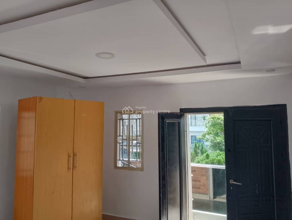 Self Service Three 3 Bedroom Flat Upstairs, U3 Estate Lekki Right, Lekki Phase 1, Lekki, Lagos, Flat / Apartment for Rent