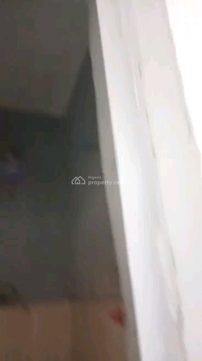 a Very Nice and Clean Mini Flat Upstairs, Balogun Street, Shomolu, Lagos, Mini Flat (room and Parlour) for Rent