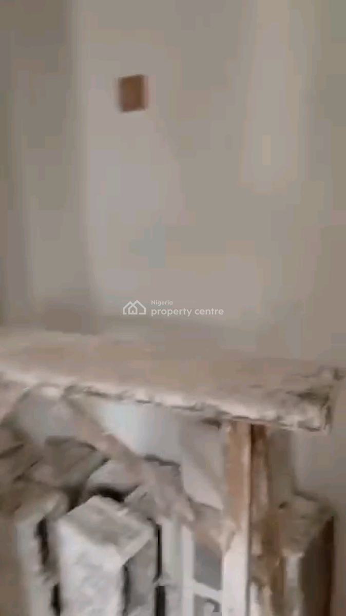 a Very Nice and Clean Mini Flat Upstairs, Balogun Street, Shomolu, Lagos, Mini Flat (room and Parlour) for Rent