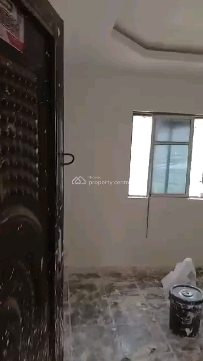 a Very Nice and Clean Mini Flat Upstairs, Balogun Street, Shomolu, Lagos, Mini Flat (room and Parlour) for Rent