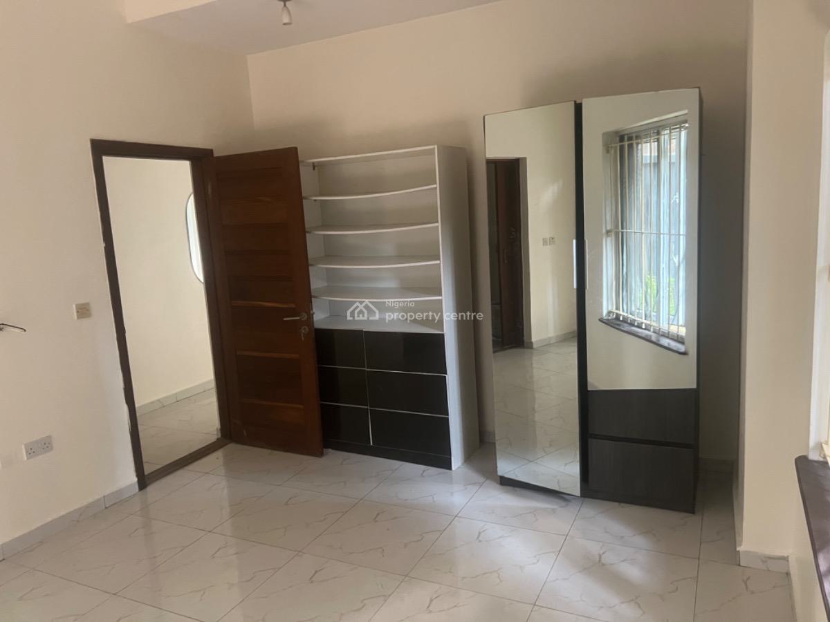 Standard 2 Bedroom Apartment, Victoria Island (vi), Lagos, Flat / Apartment for Rent