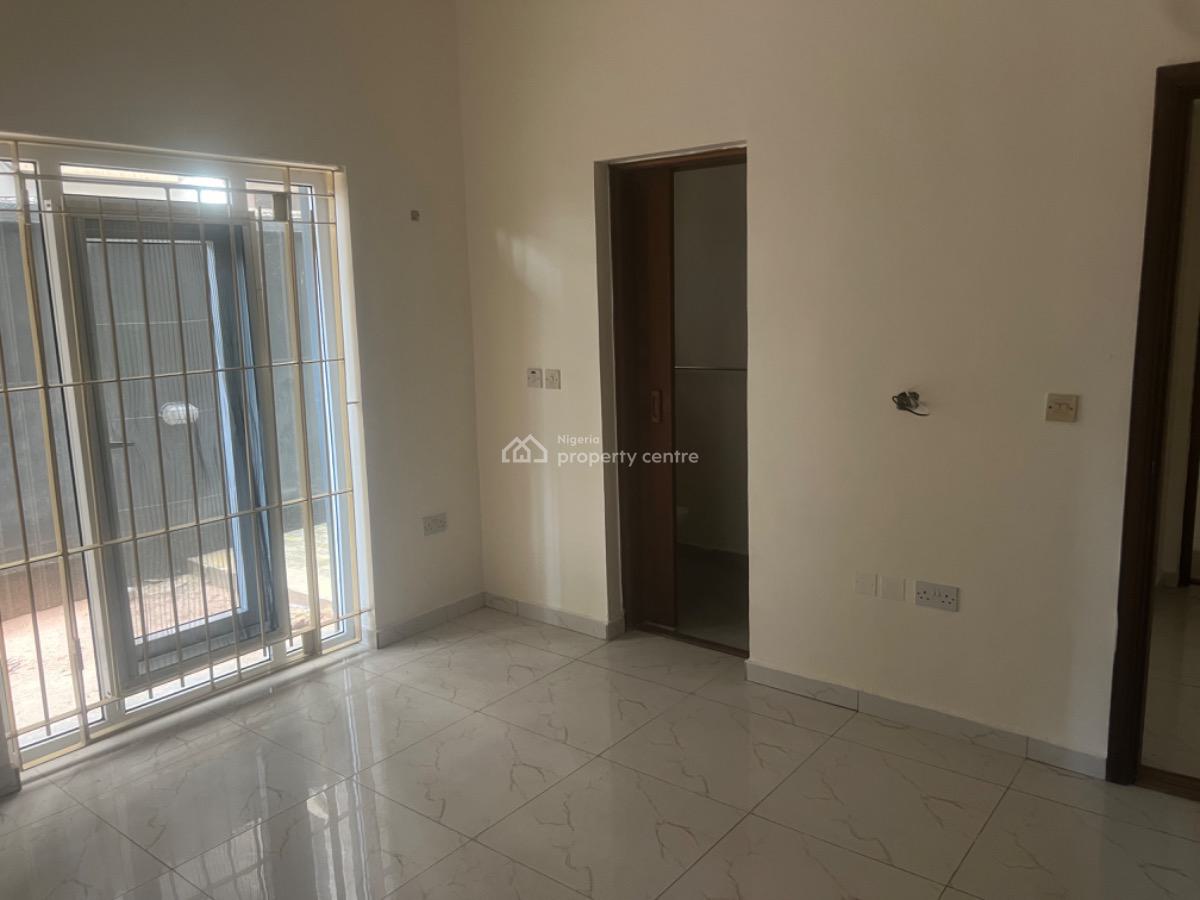 Standard 2 Bedroom Apartment, Victoria Island (vi), Lagos, Flat / Apartment for Rent