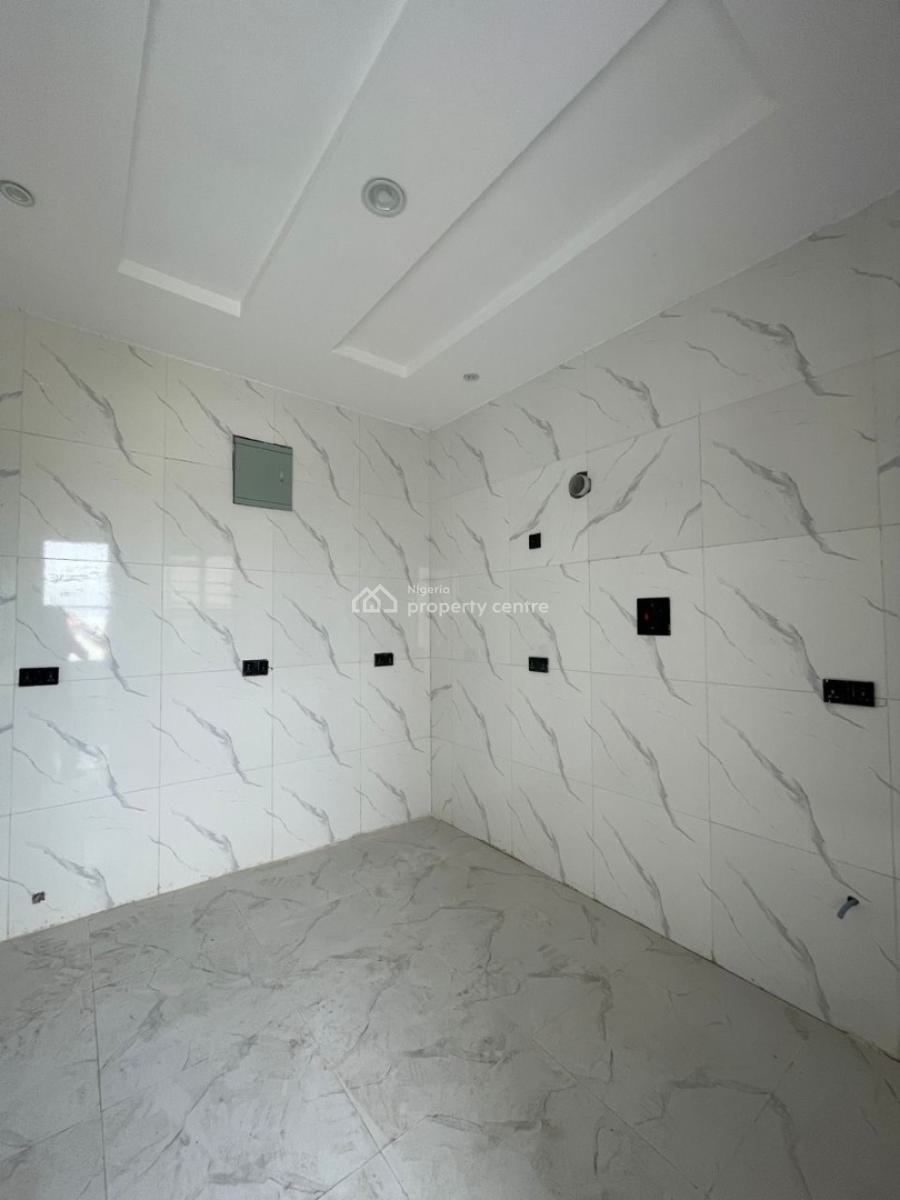 Lovely 2 Bedroom Apartment, Igbo Efon, Lekki, Lagos, Block of Flats for Sale