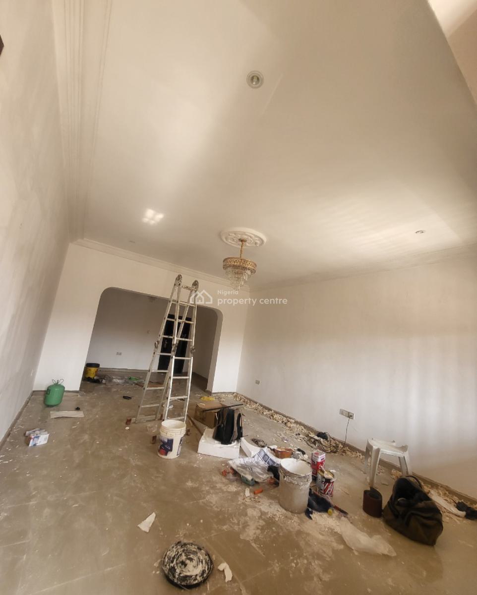 Luxurious Massive 3 Bedroom Flat, Near Old Secteriat, Area 1, Garki, Abuja, Flat / Apartment for Rent