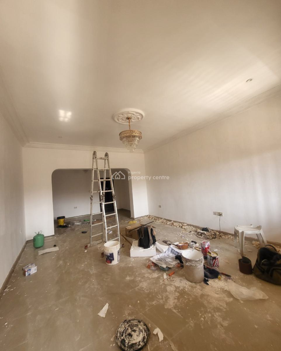 Luxurious Massive 3 Bedroom Flat, Near Old Secteriat, Area 1, Garki, Abuja, Flat / Apartment for Rent