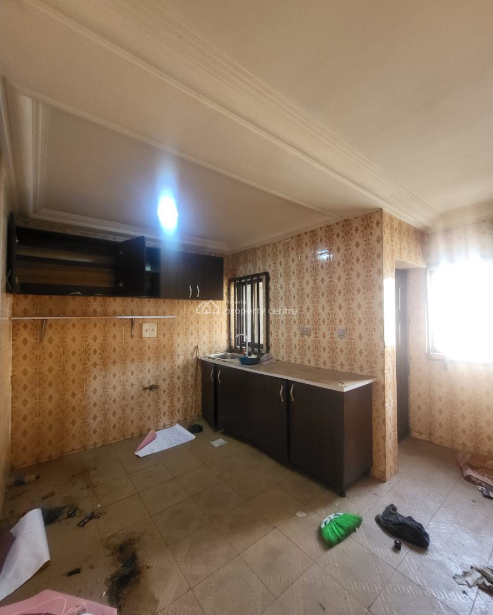 Luxurious Massive 3 Bedroom Flat, Near Old Secteriat, Area 1, Garki, Abuja, Flat / Apartment for Rent