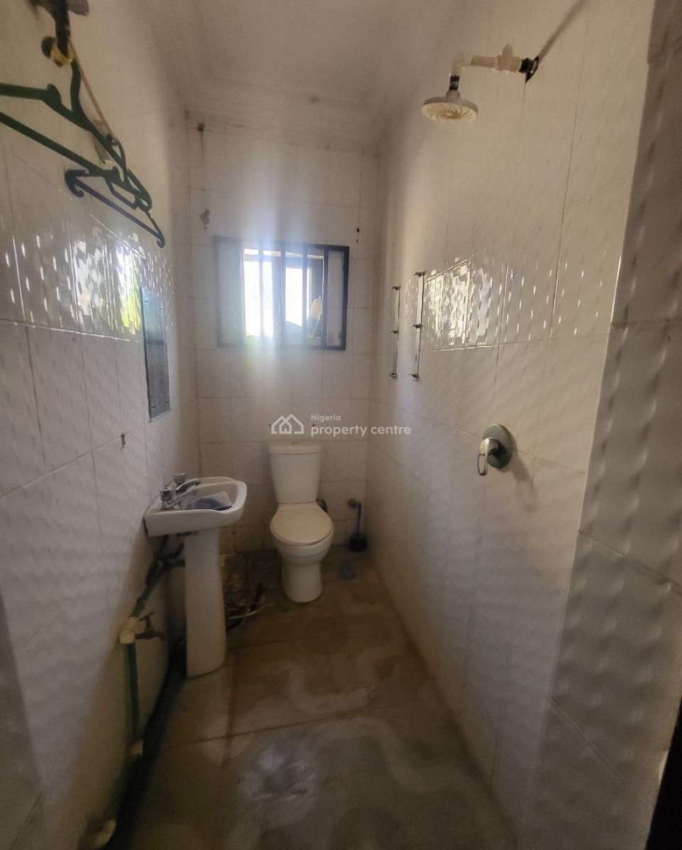 Luxurious Massive 3 Bedroom Flat, Near Old Secteriat, Area 1, Garki, Abuja, Flat / Apartment for Rent