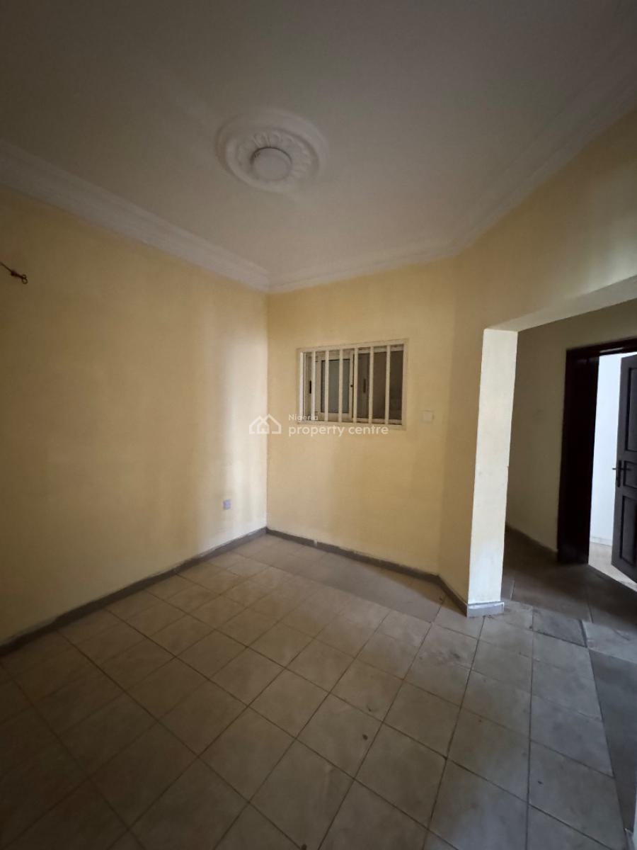 Self Contain + Mini Parlour, Dominos Pizza, Agungi, Lekki, Lagos, Self Contain (single Rooms) for Rent