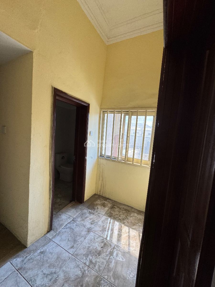 Self Contain, By Dominos, Agungi, Lekki, Lagos, Self Contain (single Rooms) for Rent