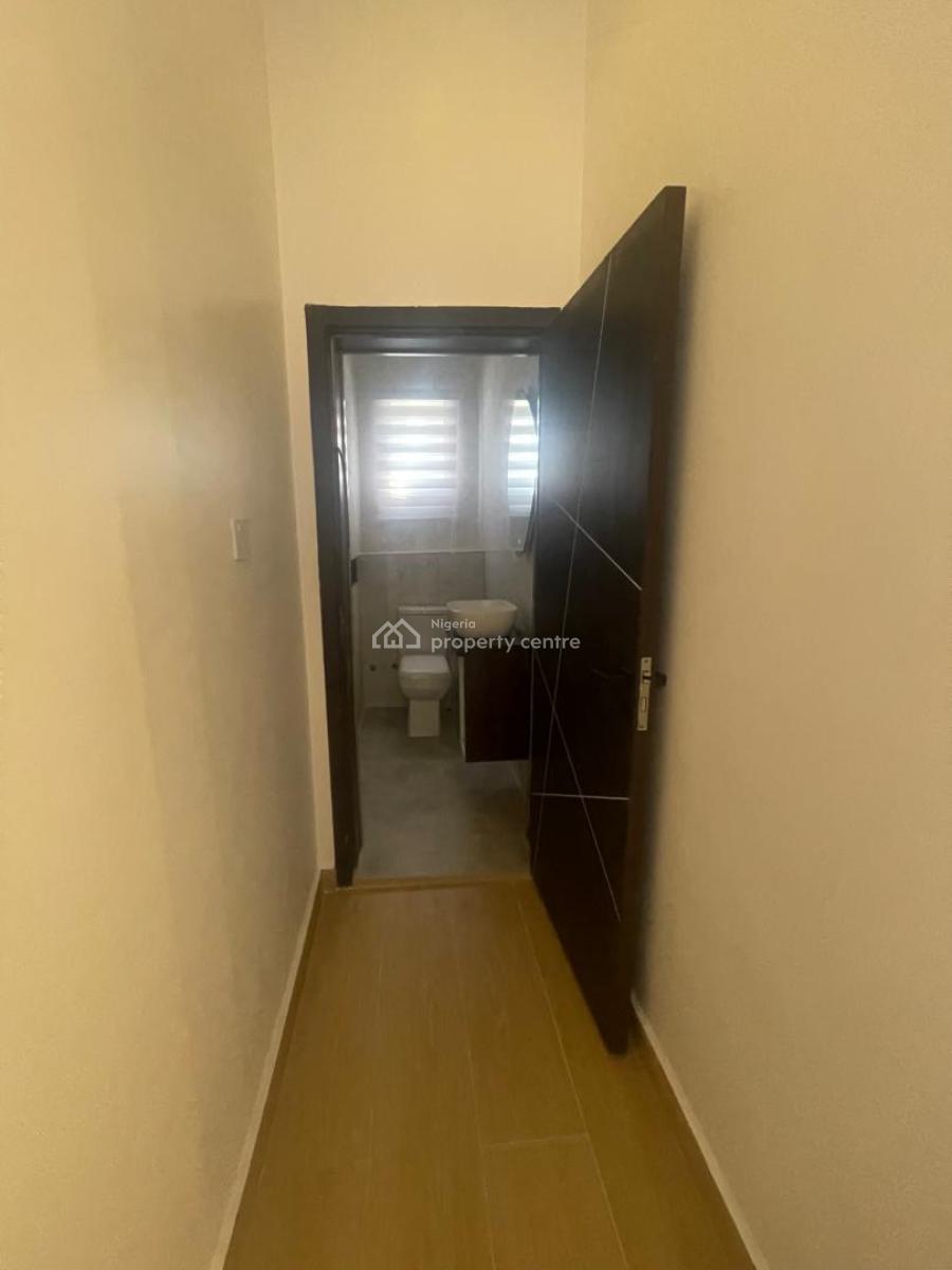 Beautifully Built 2 Bedroom Apartment, Igbo Efon, Lekki, Lagos, Flat / Apartment for Sale