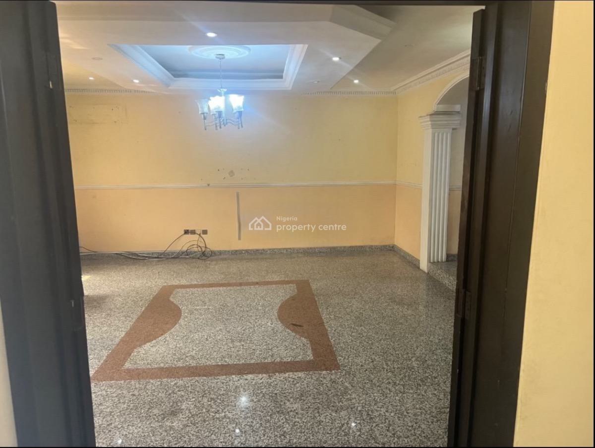 Self Compound 5-bedroom Semi-detached Duplex with a 2-room Bq, Lekki Phase 1, Lekki, Lagos, Semi-detached Duplex for Rent