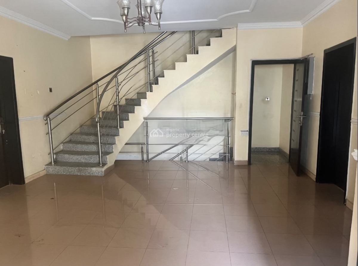 Self Compound 5-bedroom Semi-detached Duplex with a 2-room Bq, Lekki Phase 1, Lekki, Lagos, Semi-detached Duplex for Rent