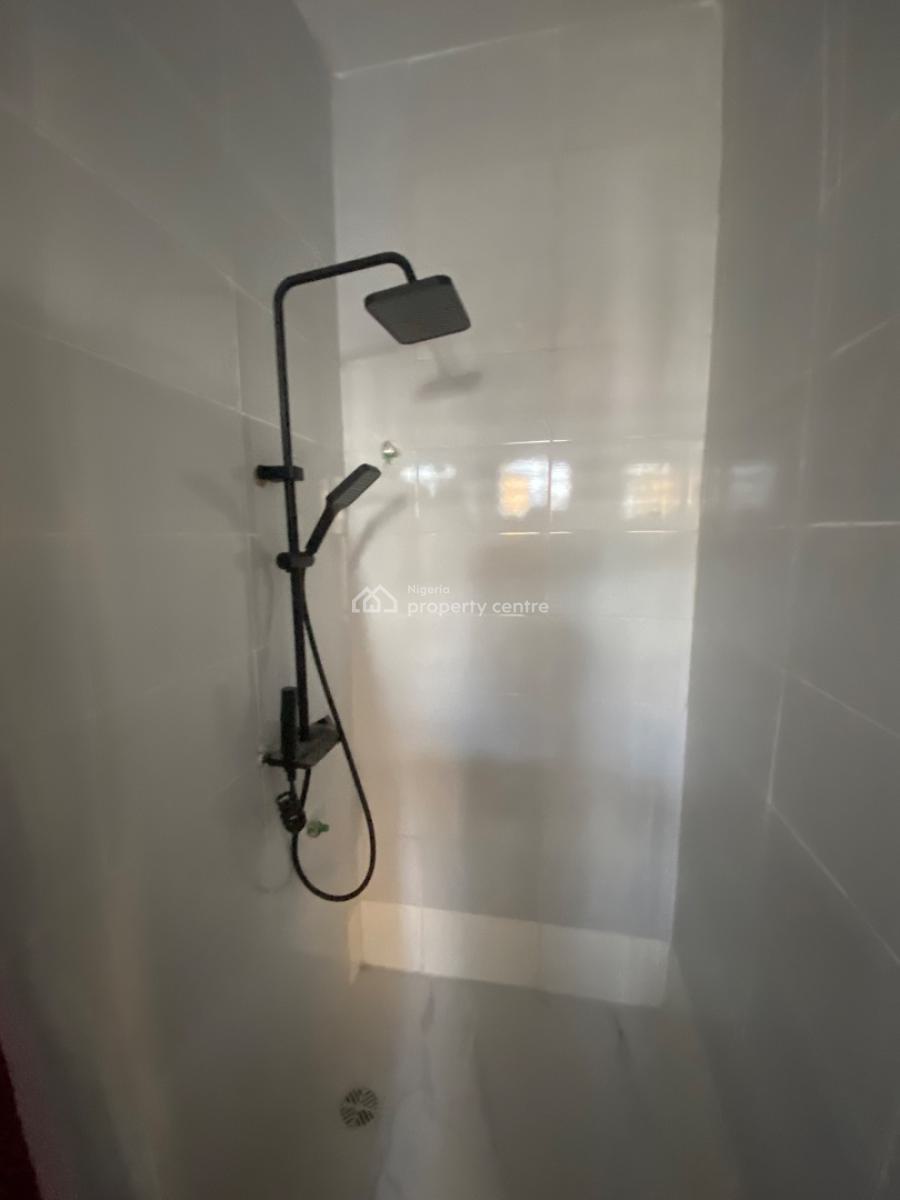 Brand New 3 Bedroom Apartment, Good Crest Estate After Blenco Supermarket Sangotedo, Ajah, Lagos, Flat / Apartment for Rent