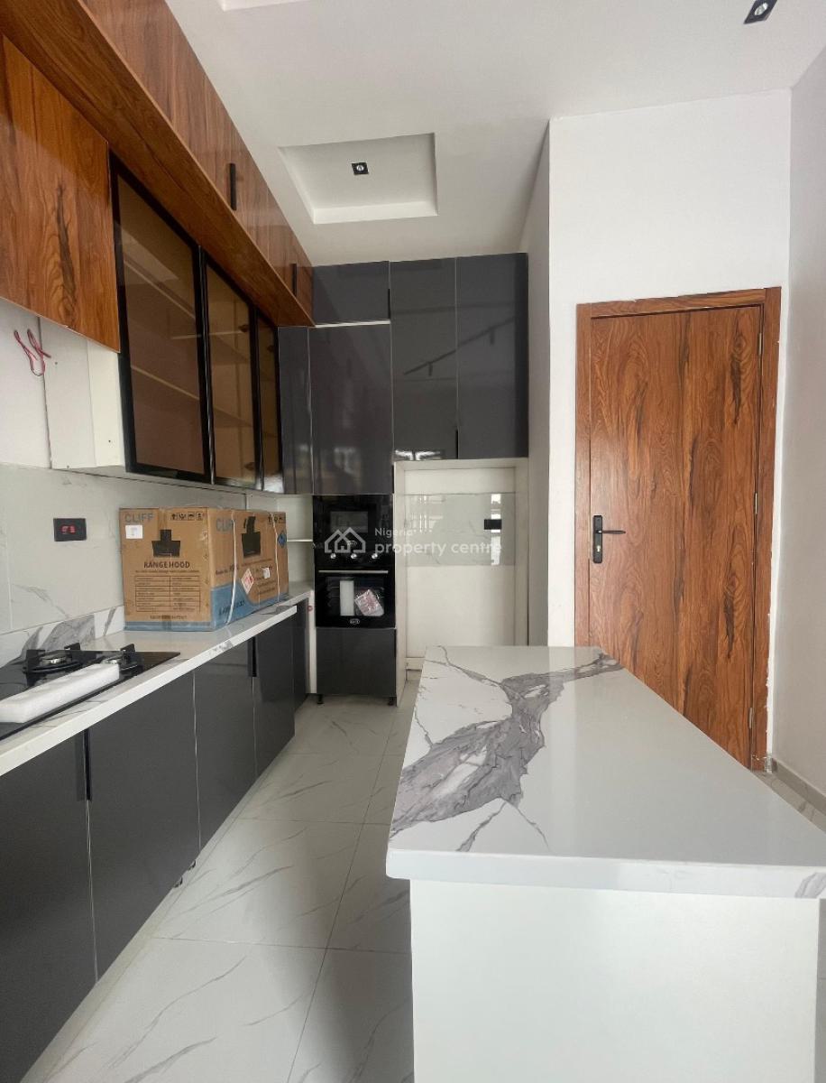 4 Bedroom Fully Detached Duplex with Ample Parking Space & Bq, Ajah, Lagos, Detached Duplex for Sale