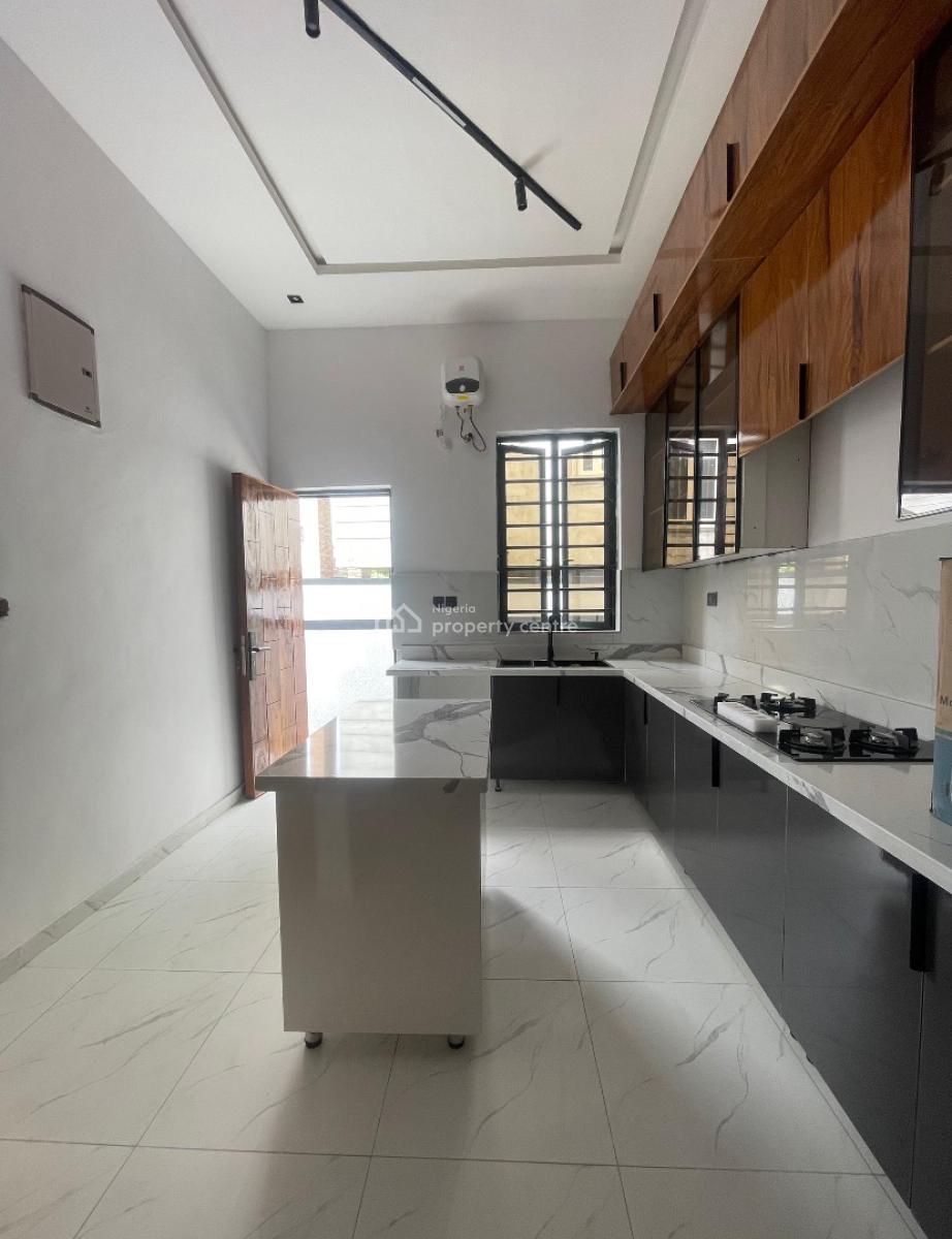 4 Bedroom Fully Detached Duplex with Ample Parking Space & Bq, Ajah, Lagos, Detached Duplex for Sale